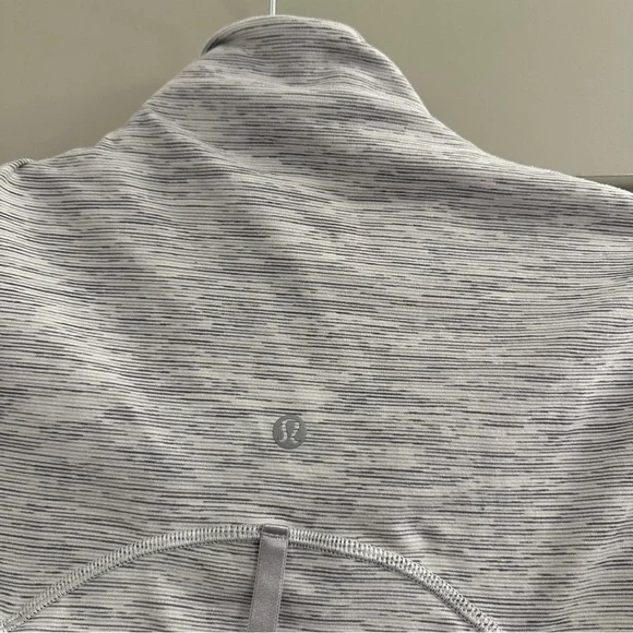 Lululemon Define Jacket - Picture 5 of 9